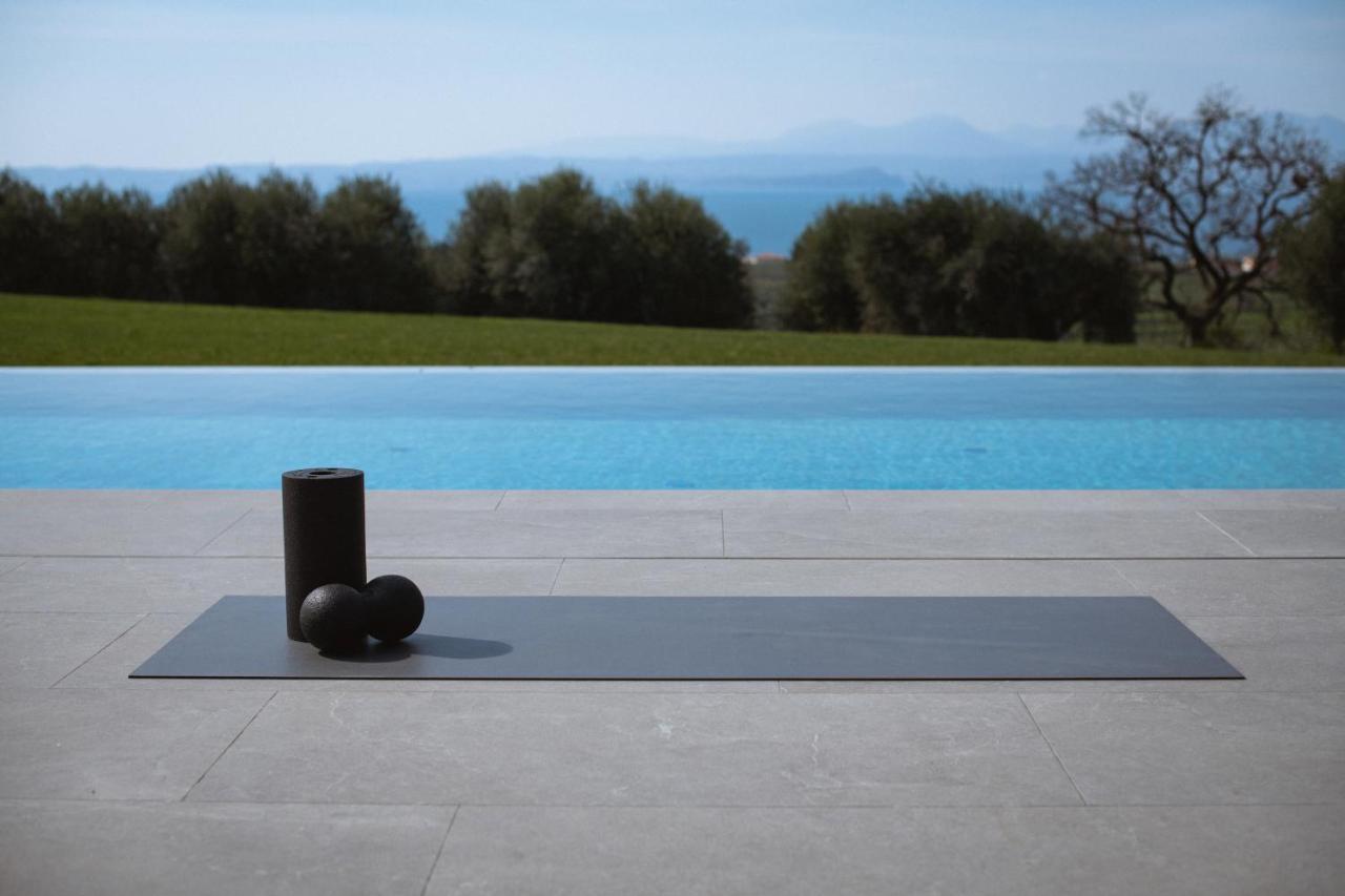 Residenza Cavaion Villa Calmasino Exterior photo