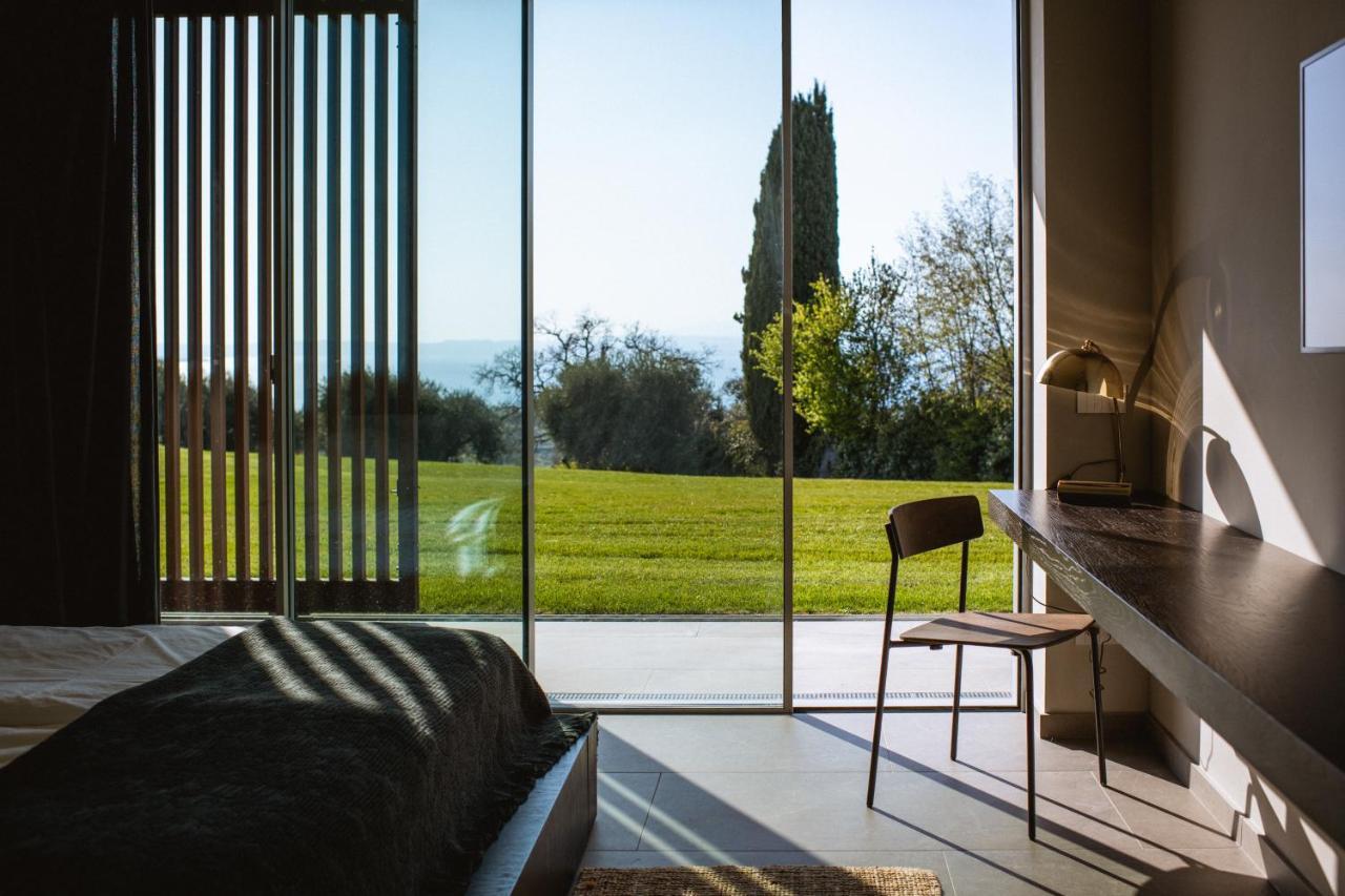Residenza Cavaion Villa Calmasino Exterior photo